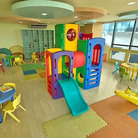 1Br Wnetflix Disneyplus And Pool Across Sm Megamall Ortigas Cbd